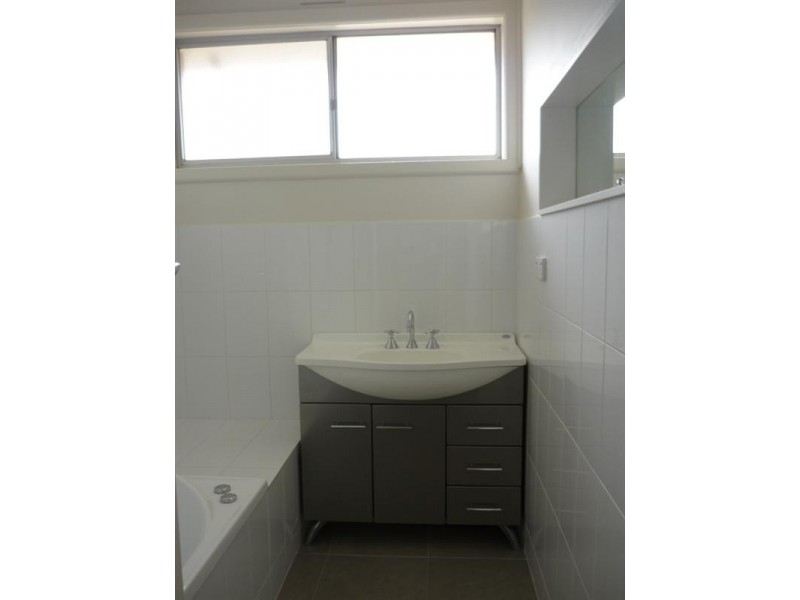 10/437 Station Street, Bonbeach VIC 3196