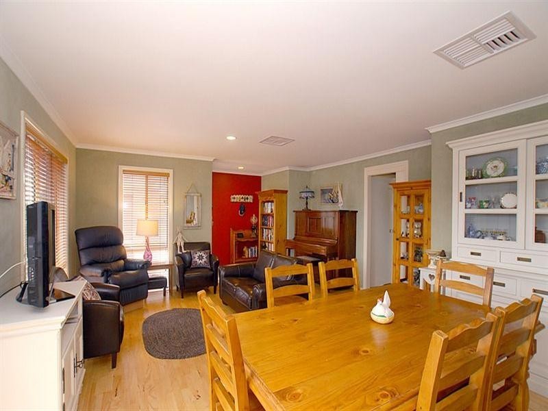 2 Walkers Road, Carrum VIC 3197