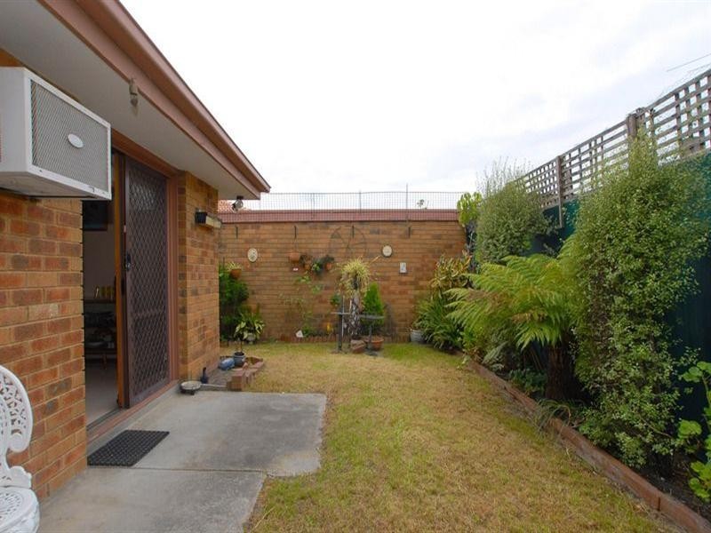 1/9 Ella Grove, Chelsea VIC 3196