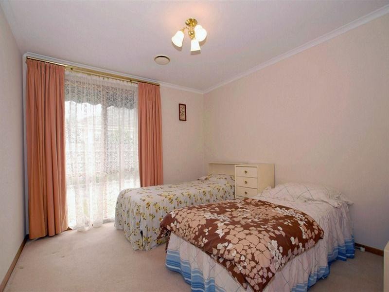 1/9 Ella Grove, Chelsea VIC 3196