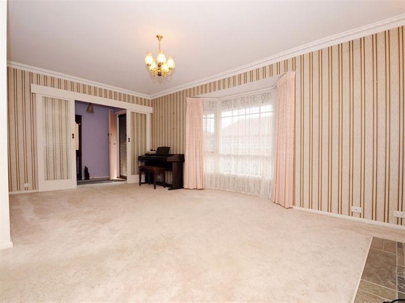 2 Margaret Avenue, Seaford VIC 3198