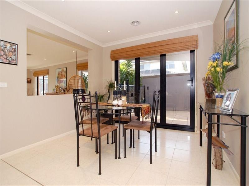 3 Serpentine Court, Waterways VIC 3195