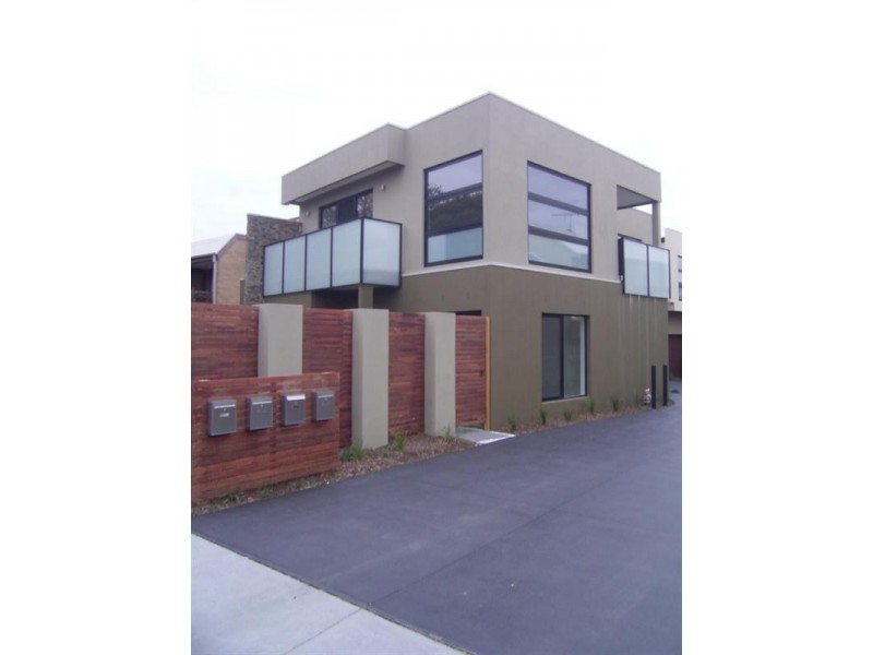 1a/680 nepean Highway, Carrum VIC 3197