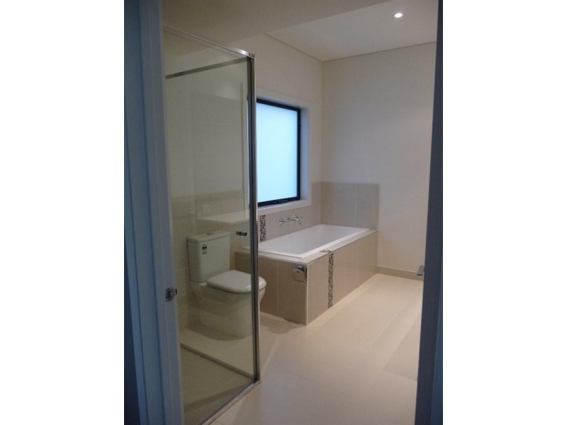 1a/680 nepean Highway, Carrum VIC 3197