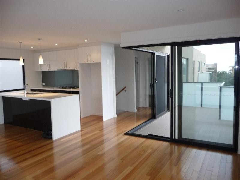 1a/680 nepean Highway, Carrum VIC 3197