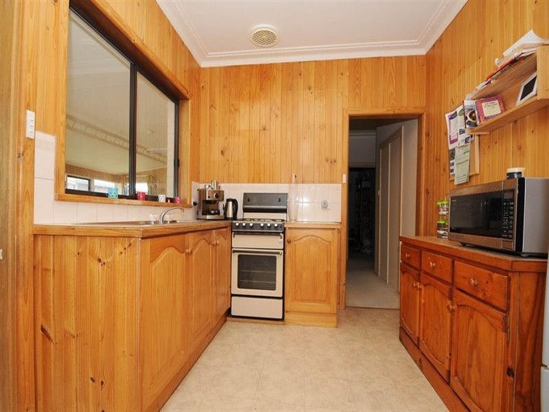 40 Cannes Avenue, Bonbeach VIC 3196