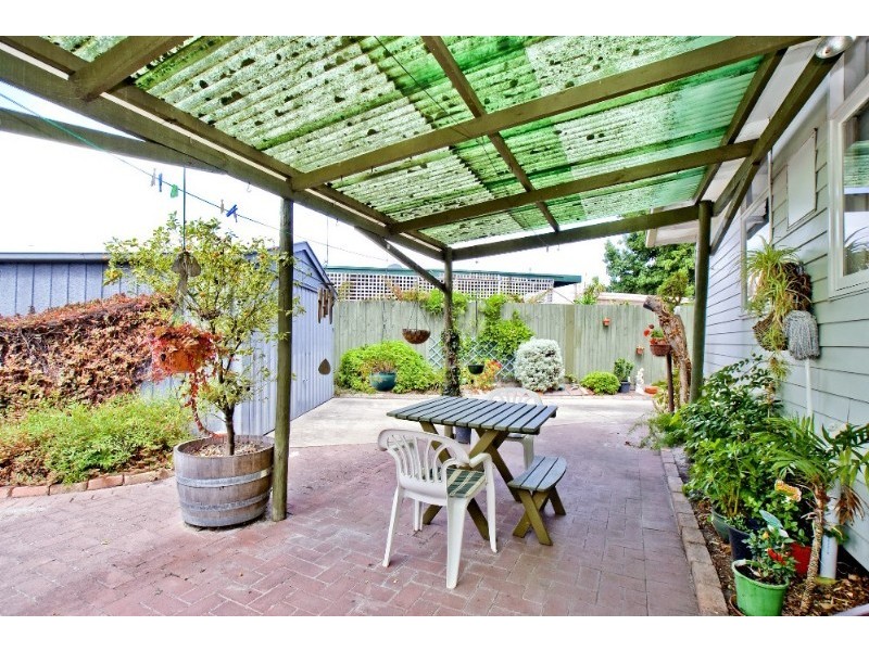 10 Downs Road, Seaford VIC 3198