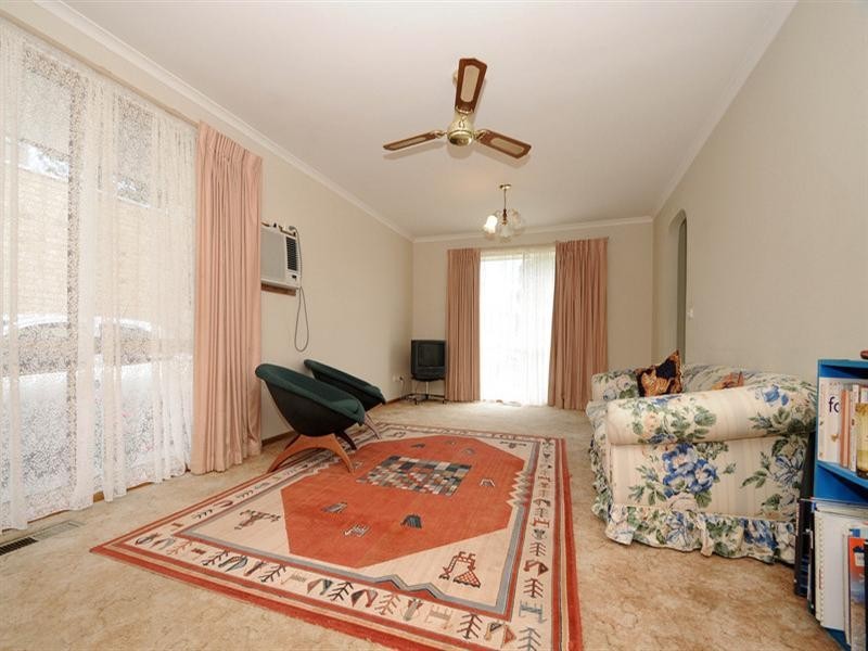 38 Bayside Avenue, Edithvale VIC 3196