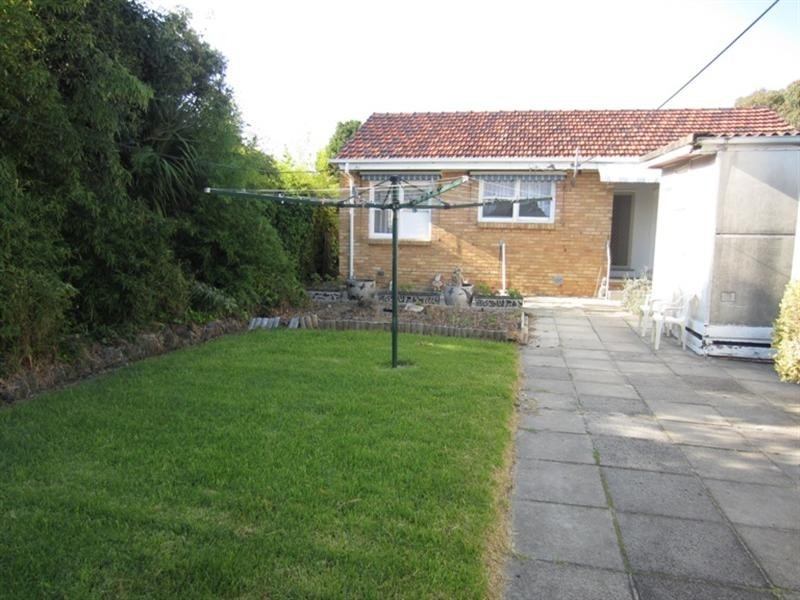 15 Elsie Grove, Edithvale VIC 3196