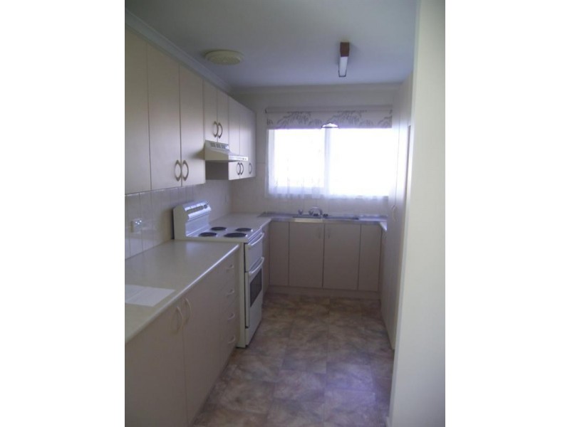 17 Village Crescent, Chelsea VIC 3196