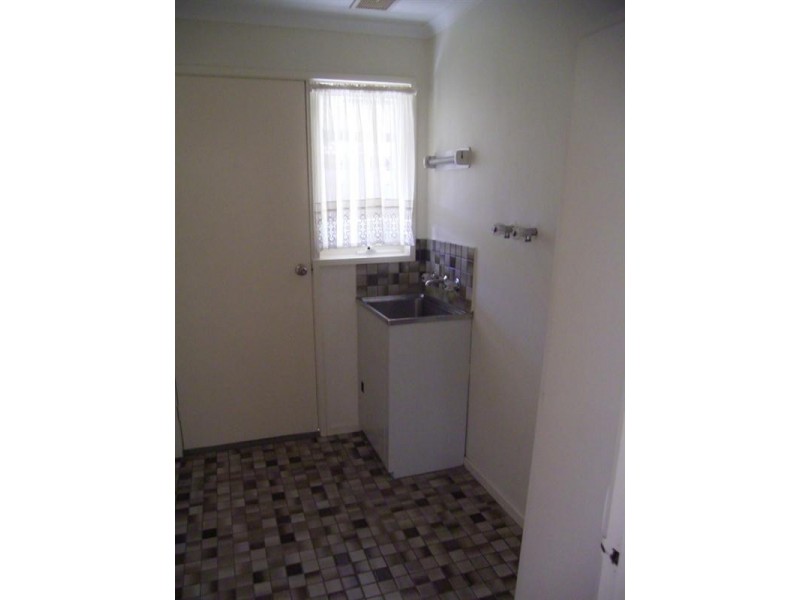 17 Village Crescent, Chelsea VIC 3196