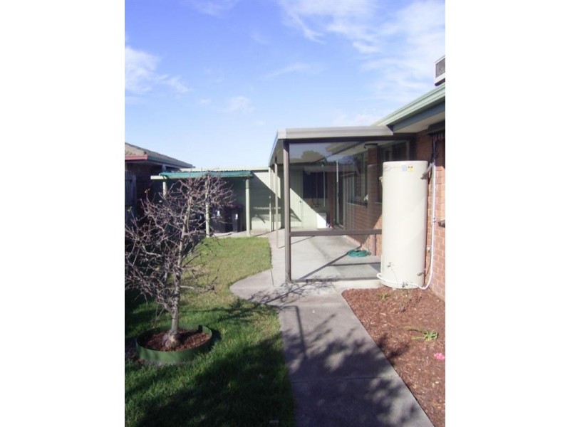 17 Village Crescent, Chelsea VIC 3196