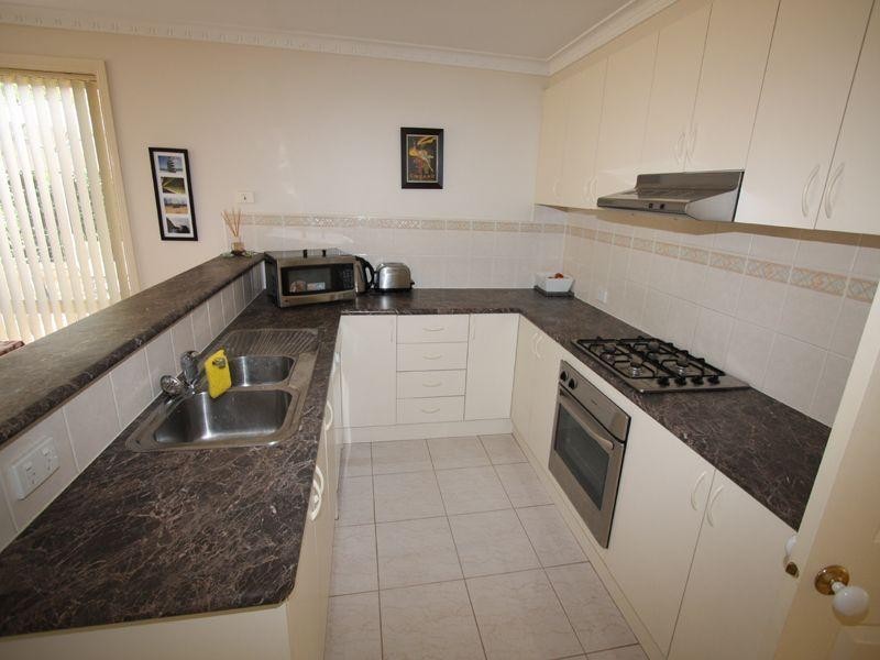 2/30-32 Sherwood Avenue, Chelsea VIC 3196