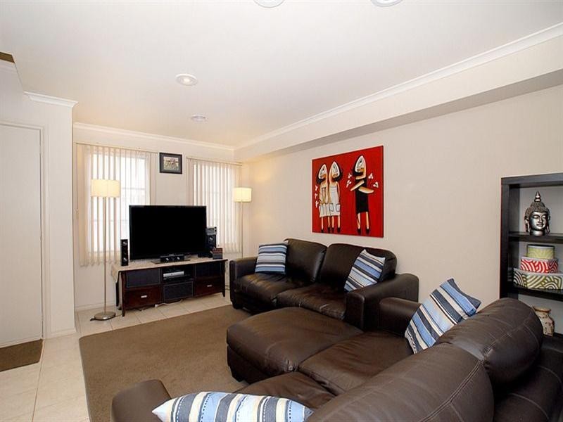 2/18-20 Myola Street, Carrum VIC 3197