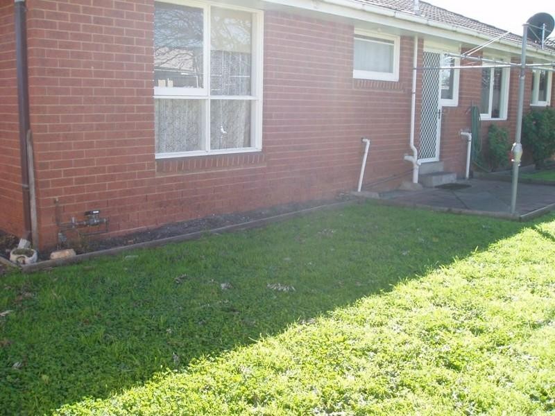 15 Laraine Court, Bonbeach VIC 3196