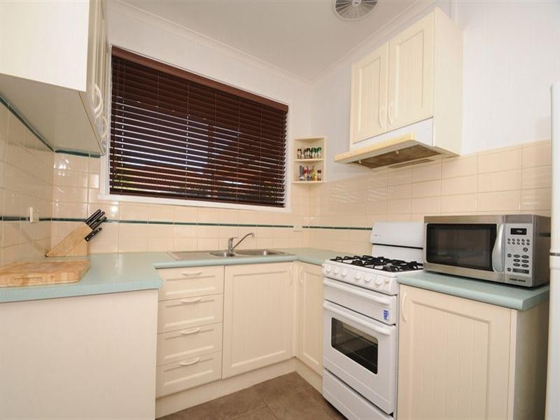 1/15 Swan Walk, Chelsea VIC 3196