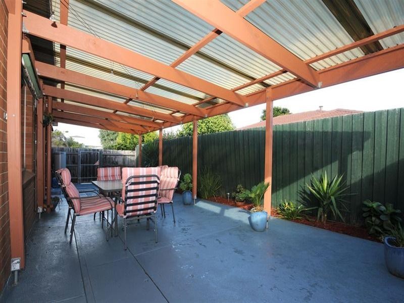 1/15 Swan Walk, Chelsea VIC 3196