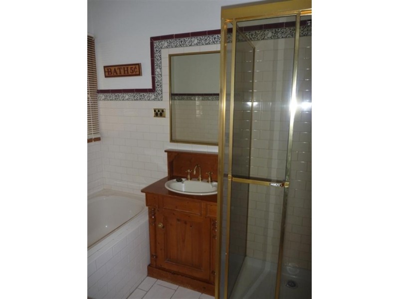 2 Juliana Close, Frankston South VIC 3199