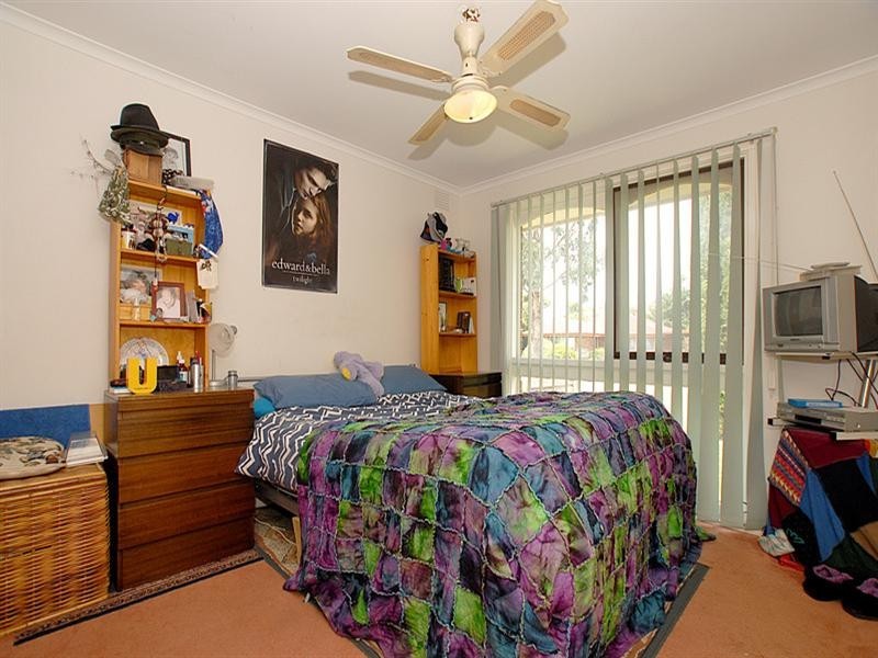 27 Balmain Drive, Carrum Downs VIC 3201