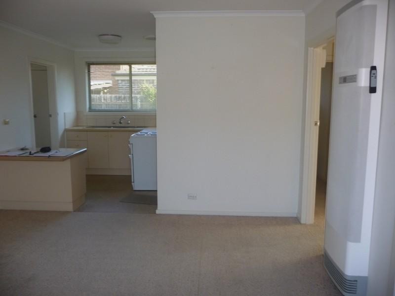 1/8 Sherwood Avenue, Chelsea VIC 3196