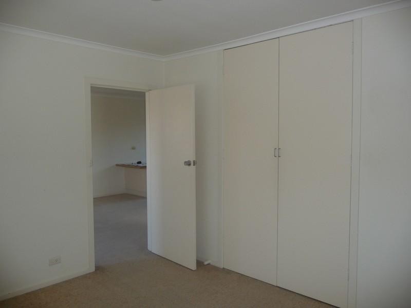 1/8 Sherwood Avenue, Chelsea VIC 3196