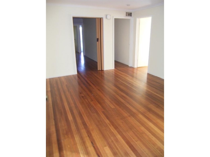 212 Seaford Road, Seaford VIC 3198