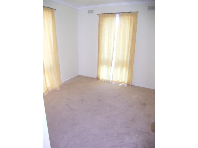 212 Seaford Road, Seaford VIC 3198