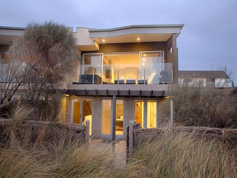 8/2-4 Groves Street, Aspendale VIC 3195