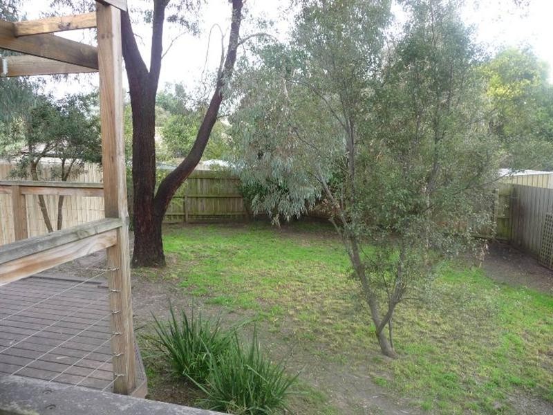 2 Linlithgow Court, Frankston VIC 3199