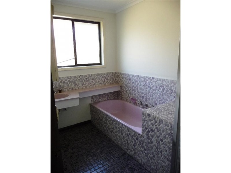 7 Sussex Crescent, Seaford VIC 3198