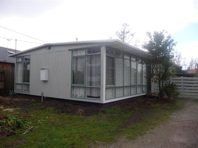 13 Melaleuca Drive, Carrum VIC 3197