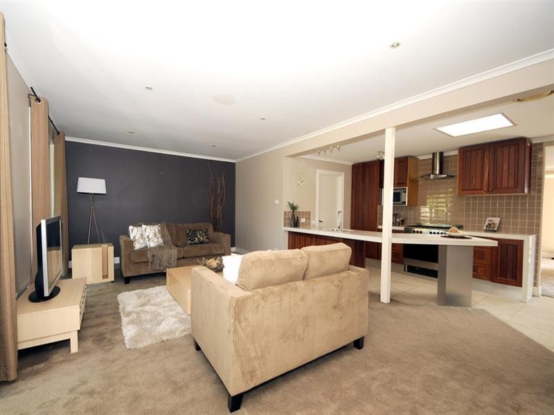 38 Tarongo Drive, Aspendale VIC 3195