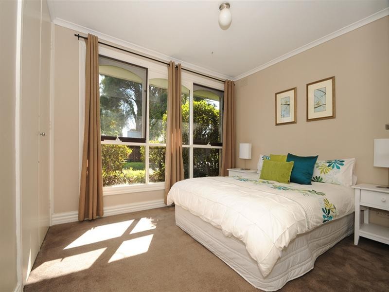 38 Tarongo Drive, Aspendale VIC 3195
