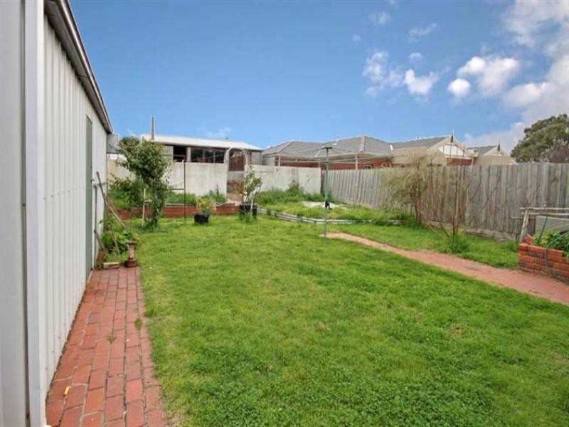 35 Bondi Road, Bonbeach VIC 3196