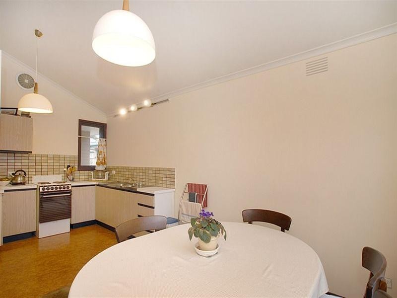 8 Chelbara Court, Chelsea VIC 3196