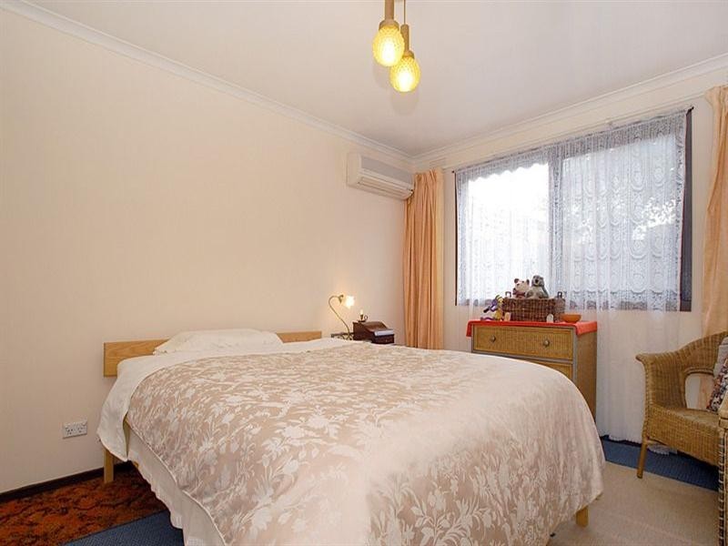 8 Chelbara Court, Chelsea VIC 3196