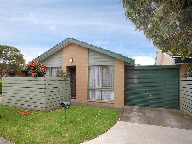 8 Chelbara Court, Chelsea VIC 3196