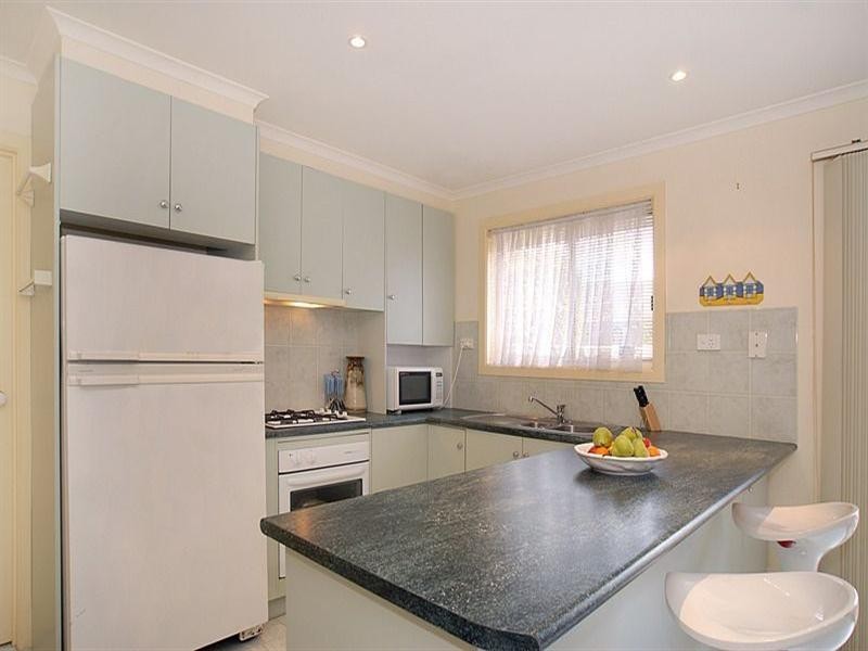 1/11 Arthur Street, Seaford VIC 3198