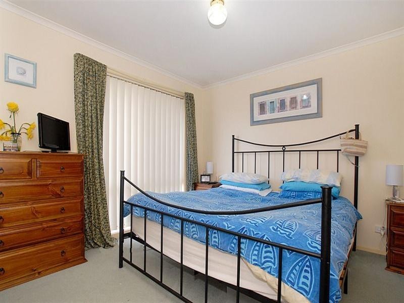 1/11 Arthur Street, Seaford VIC 3198