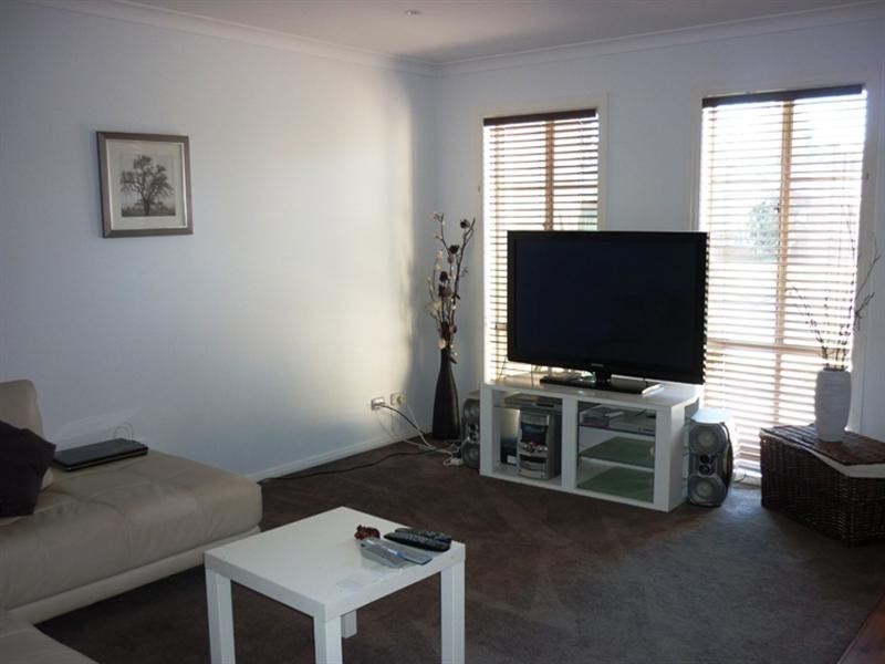 8 Boston Avenue, Seaford VIC 3198