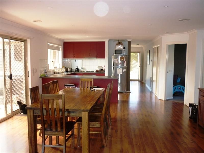 8 Boston Avenue, Seaford VIC 3198