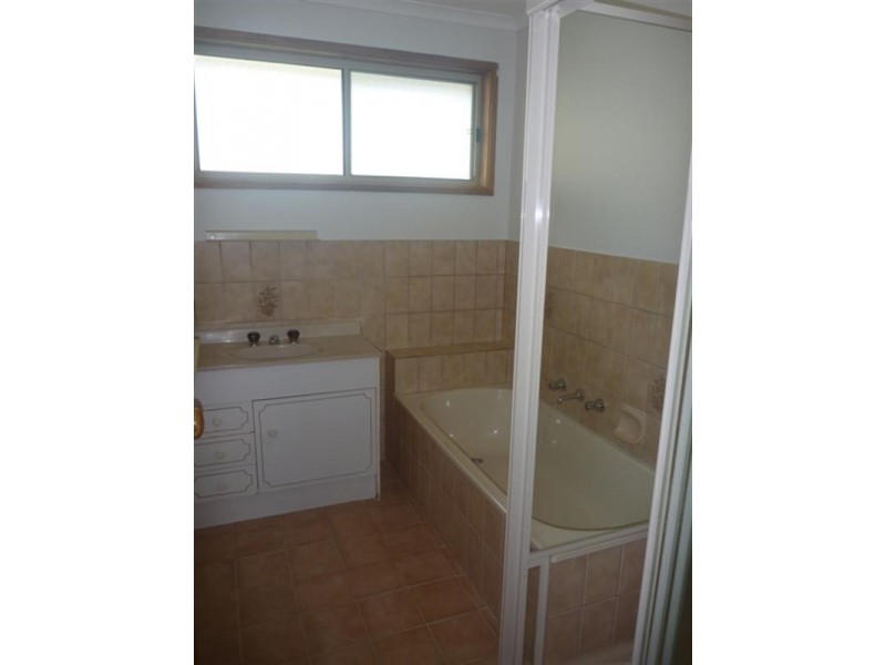 1a Brixton Street, Bonbeach VIC 3196