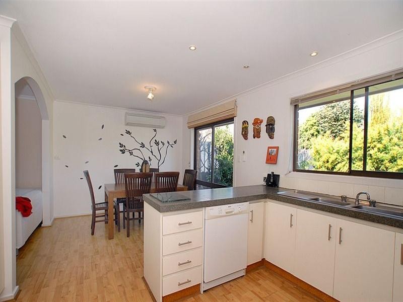 104 Embankment Grove, Chelsea VIC 3196