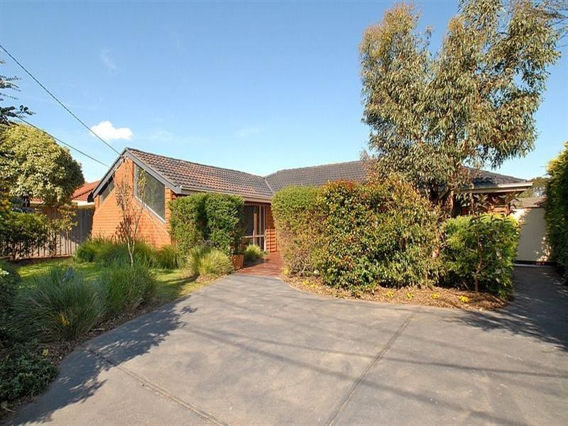 104 Embankment Grove, Chelsea VIC 3196