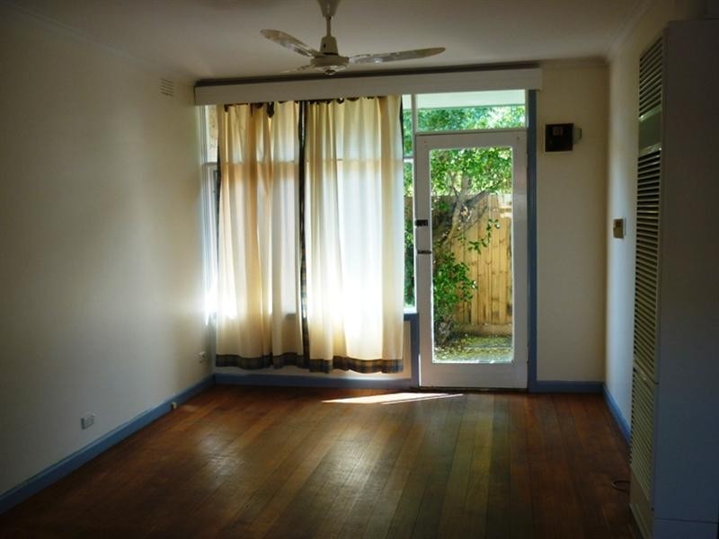 11/10 Roycroft Avenue, Aspendale VIC 3195