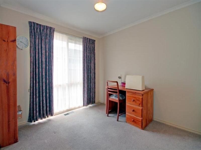 2/33 Argyle Avenue, Chelsea VIC 3196