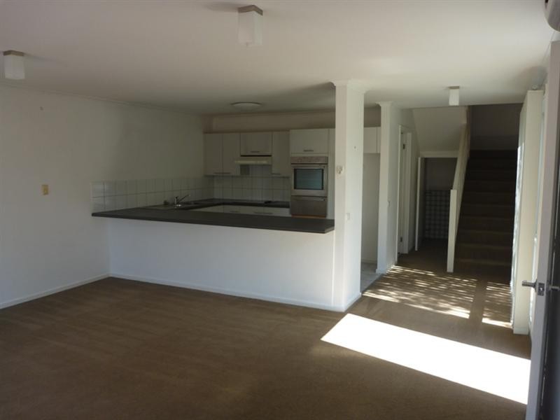 8/267 Nepean Highway, Seaford VIC 3198