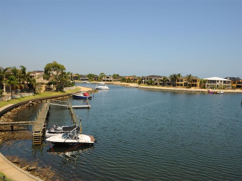 4 Ocean Reef Drive, Patterson Lakes VIC 3197