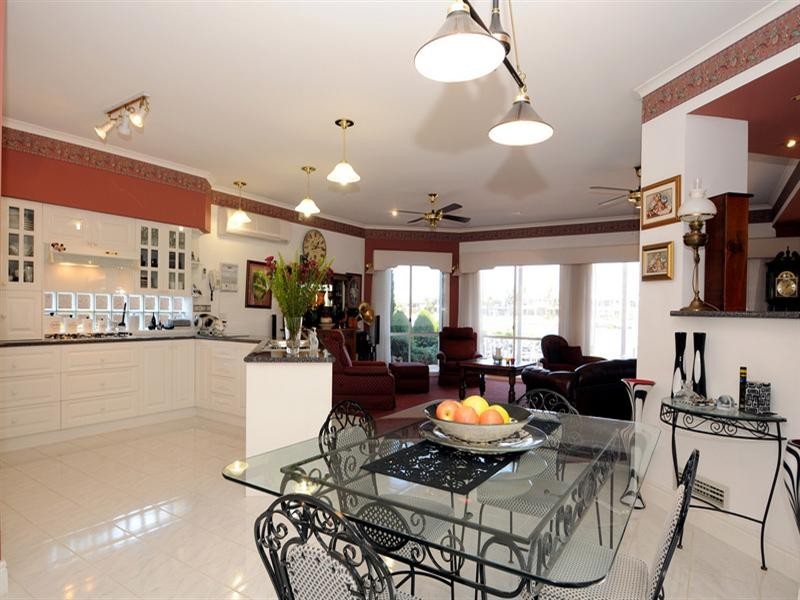 4 Ocean Reef Drive, Patterson Lakes VIC 3197