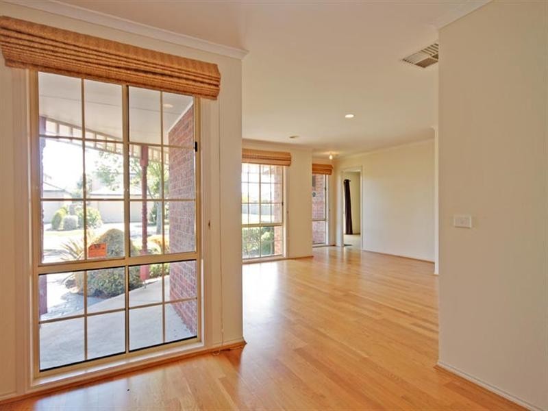 50 Governor Arthur Drive, Patterson Lakes VIC 3197